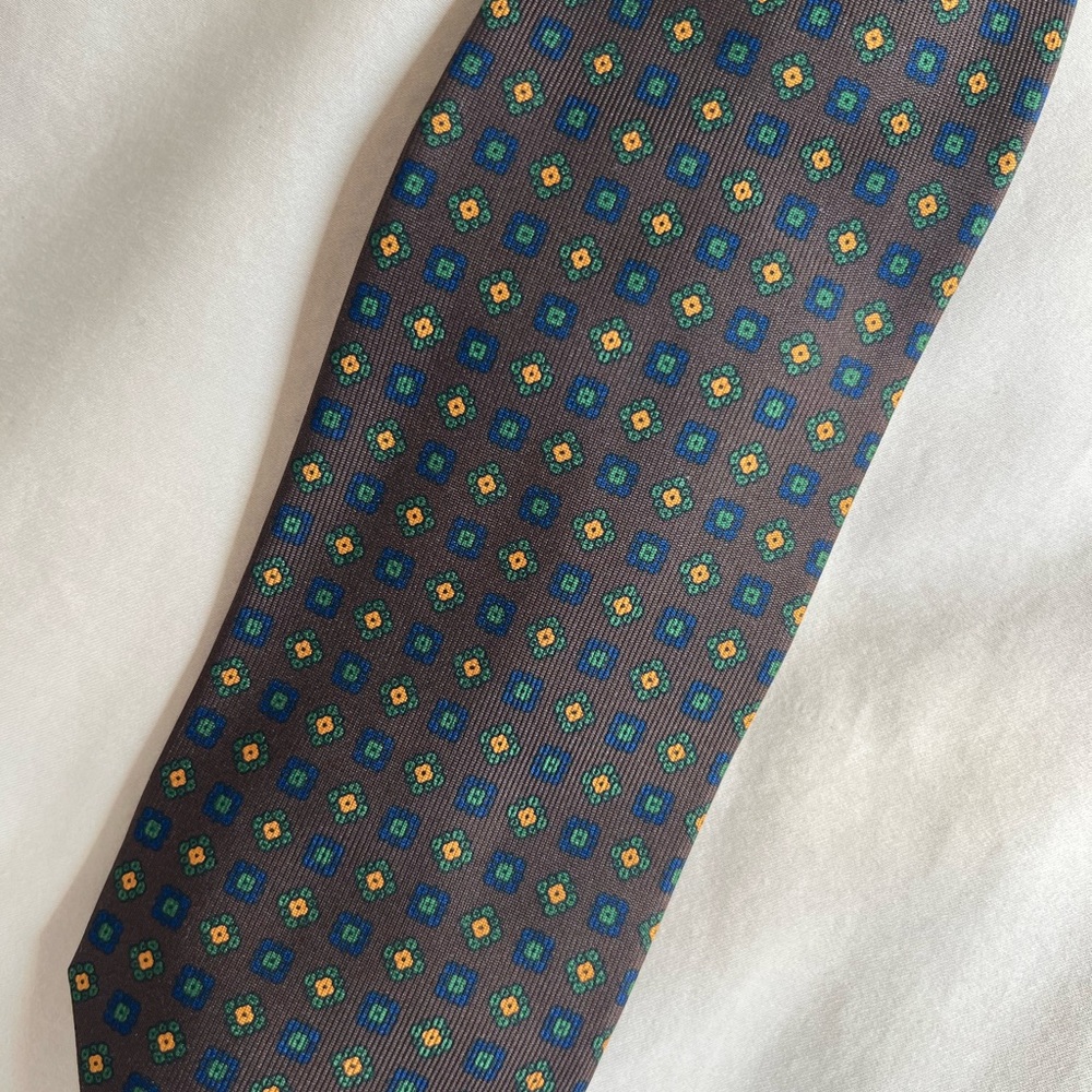 Drakes London Men's Brown Tie with Blue and Yellow Micro-Flower Pattern